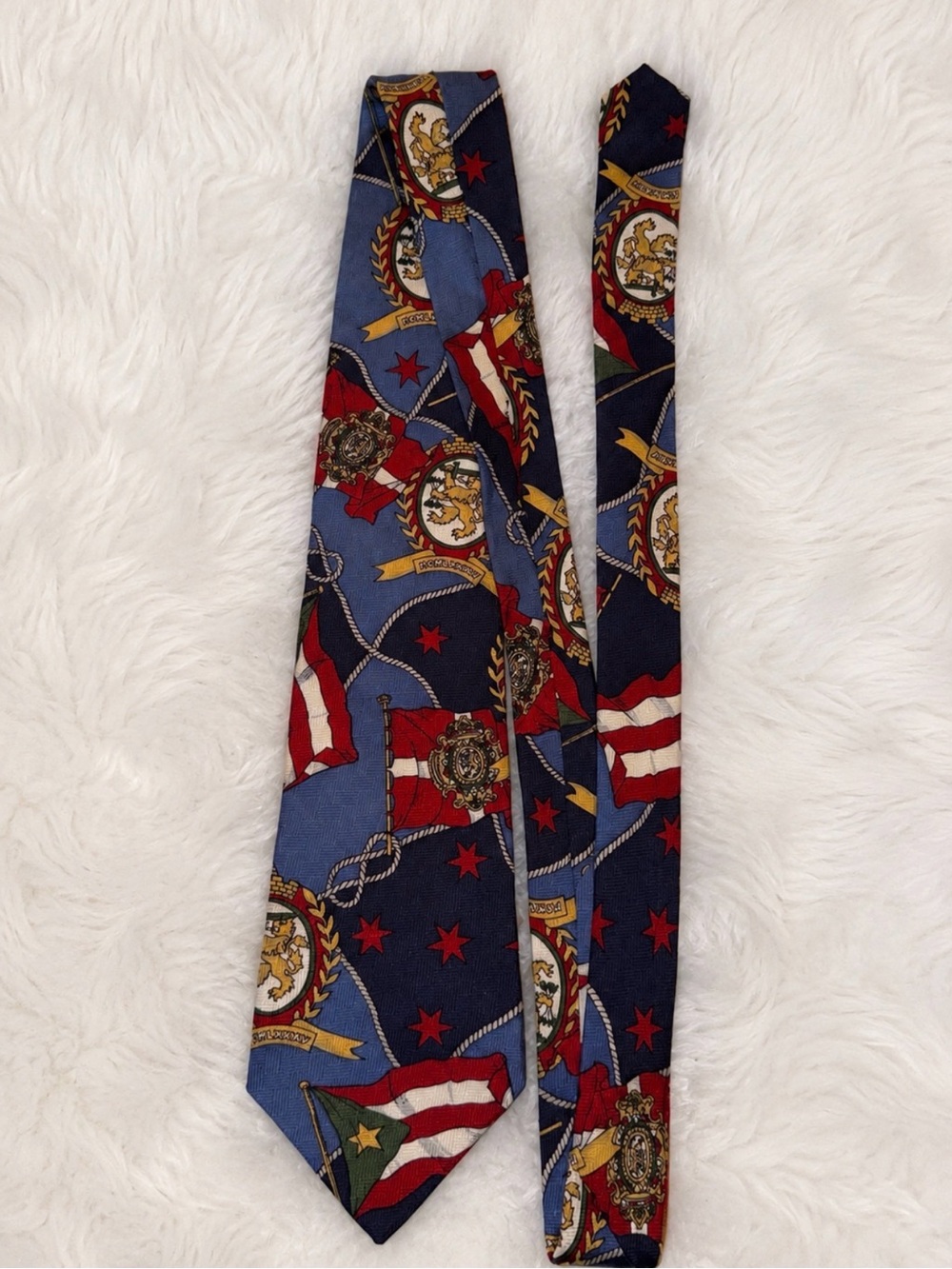 Vintage Tommy Hilfiger 100% Italian Silk Nautical Flag Crest Tie Blue Red 90s